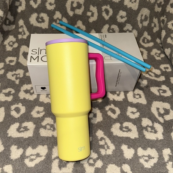 Simple Modern Trek 40oz Tumbler in 🍋 Lemon 🍋 Drop 🍋New 🆕 & Never Used😍 - Picture 10 of 17
